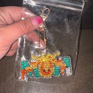 Custom “Mom” Diamond Painting Keychain